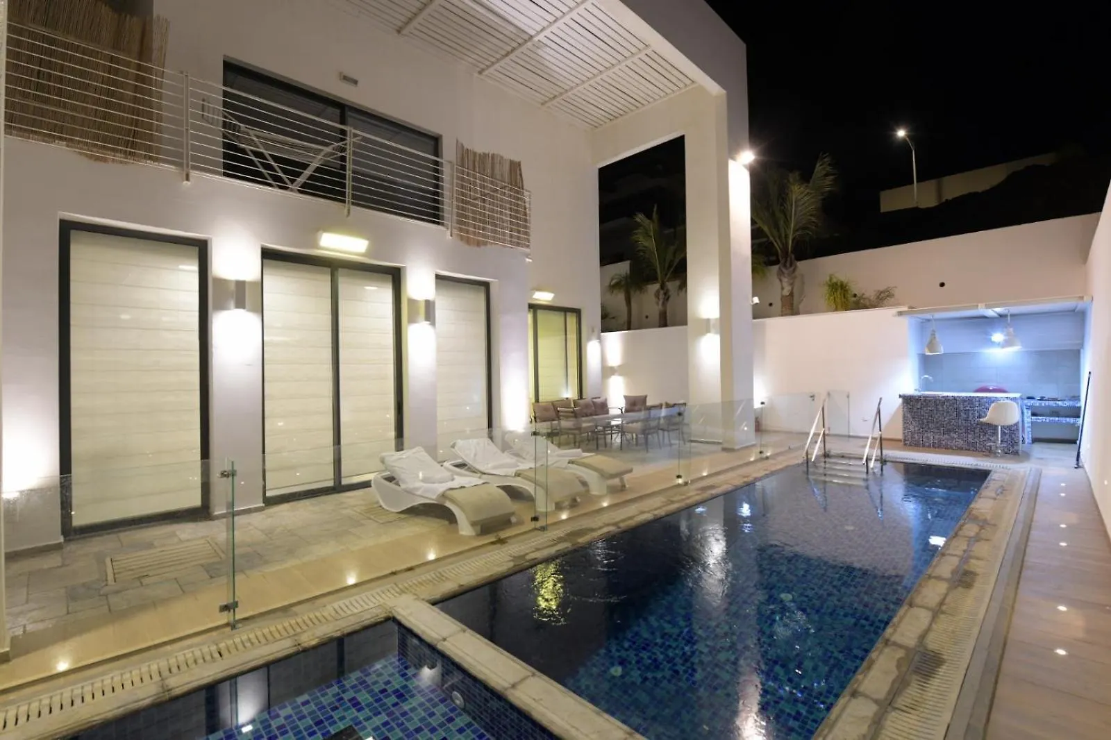 New ! 430M Luxury Best Top Class 8-Bdr Exclusive Villa Top Design Heated Pool Jucuzzi Sauna Eilat